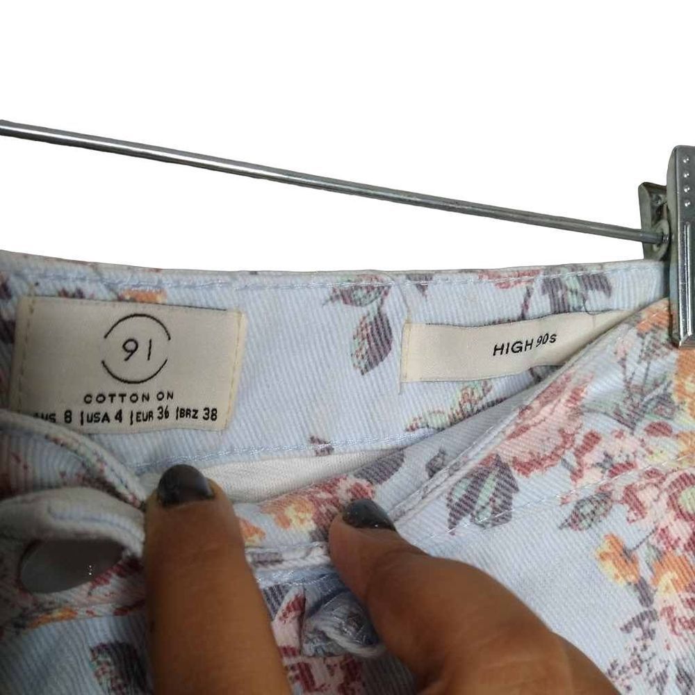Cotton On high-waisted pastel floral ripped jeans - Picture 3 of 5